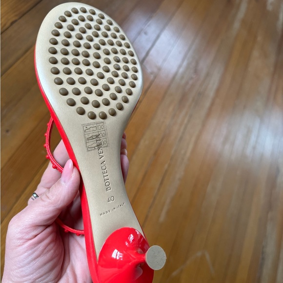 NEW Bottega Veneta Coral Thong Sandals Size 40 - Picture 5 of 9